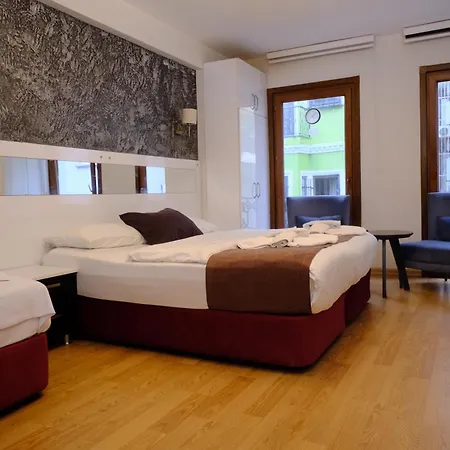 Aparthotel Taksim 3*